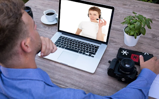 O tempo de duração da entrevista por Skype vai depender muito do candidato, se ele é mais introspectivo ou interativo. Fonte: Pixabay.